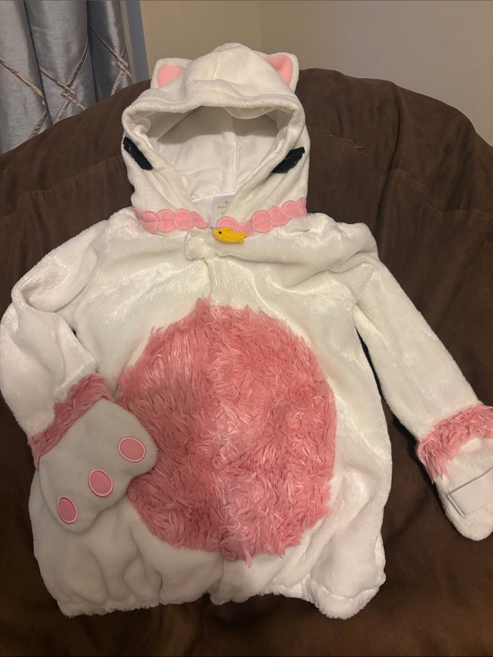 Old Navy White and Pink Plush Cat Costume Hoodie